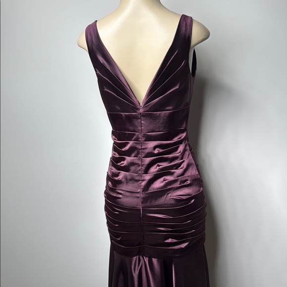 Elegant Purple Evening Gown - Picture 9 of 11